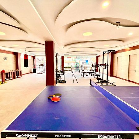 Vista Resort, Manali - ! Near Mall Road !! Hot & Cold Ac Rooms !! Best Selling !! Big Parking !! Luxury Collection !! Open Terrace !! Lift !! Playing Zone !! Property Of The Year ! Екстериор снимка