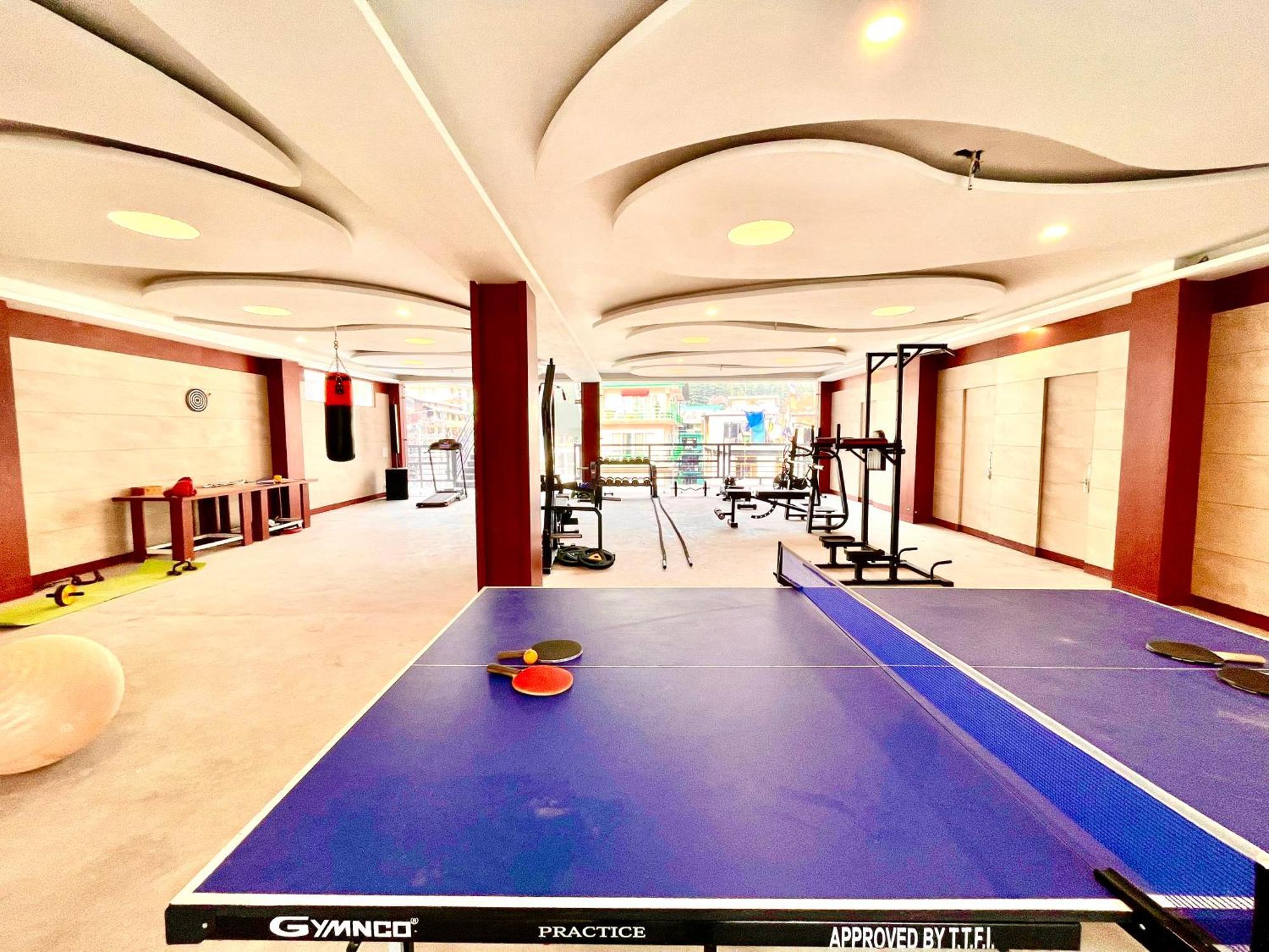 Vista Resort, Manali - ! Near Mall Road !! Hot & Cold Ac Rooms !! Best Selling !! Big Parking !! Luxury Collection !! Open Terrace !! Lift !! Playing Zone !! Property Of The Year ! Екстериор снимка