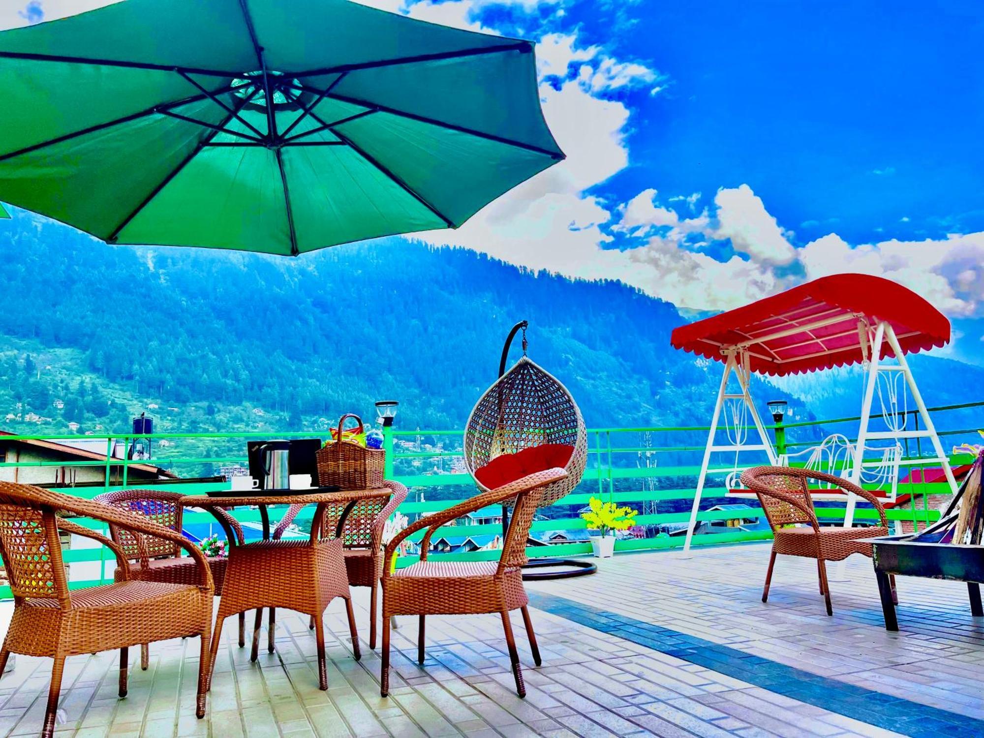 Vista Resort, Manali - ! Near Mall Road !! Hot & Cold Ac Rooms !! Best Selling !! Big Parking !! Luxury Collection !! Open Terrace !! Lift !! Playing Zone !! Property Of The Year ! Екстериор снимка