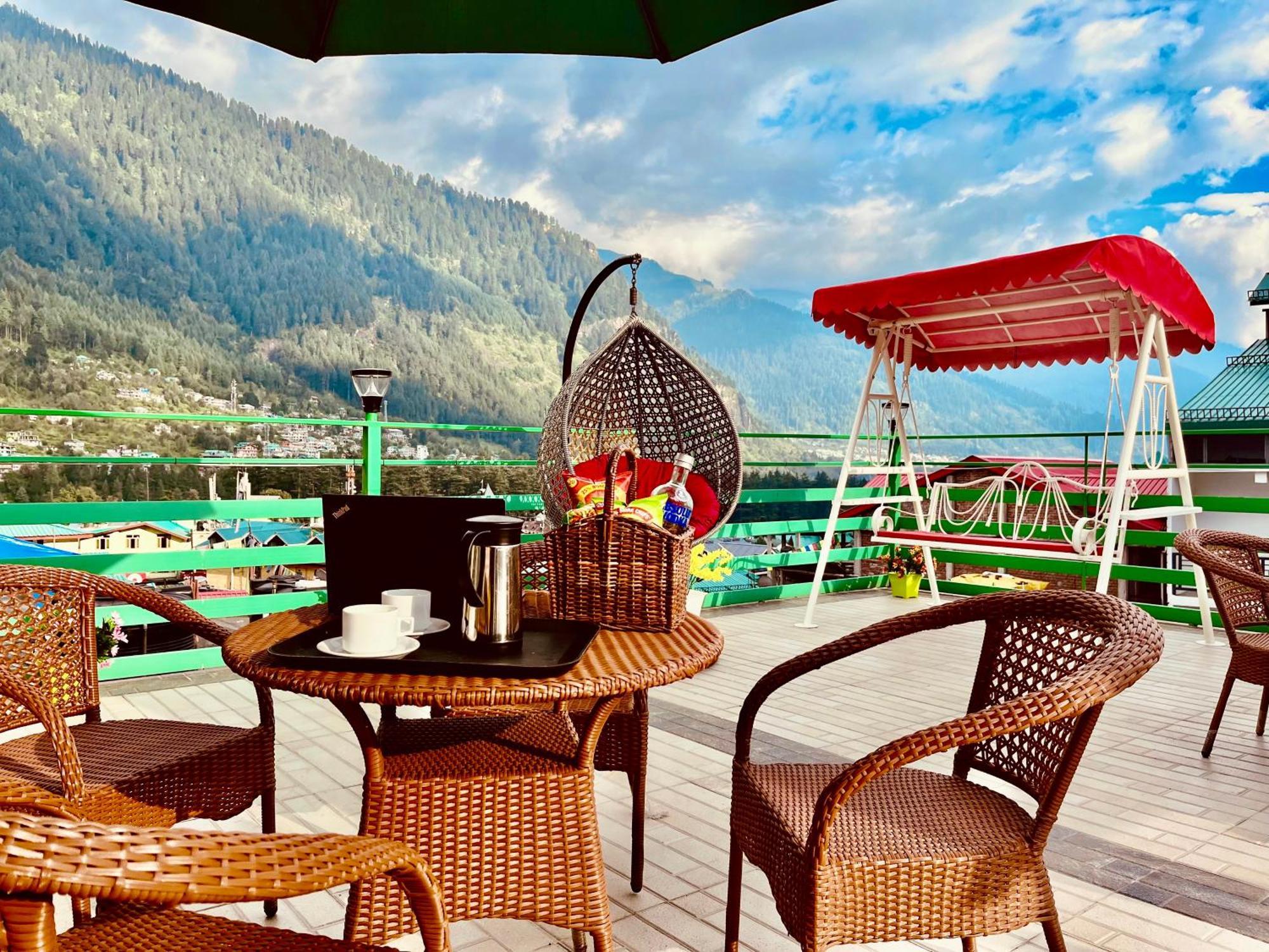 Vista Resort, Manali - ! Near Mall Road !! Hot & Cold Ac Rooms !! Best Selling !! Big Parking !! Luxury Collection !! Open Terrace !! Lift !! Playing Zone !! Property Of The Year ! Екстериор снимка