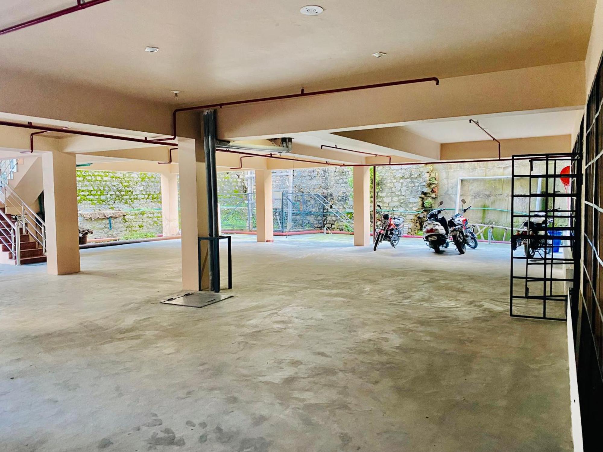 Vista Resort, Manali - ! Near Mall Road !! Hot & Cold Ac Rooms !! Best Selling !! Big Parking !! Luxury Collection !! Open Terrace !! Lift !! Playing Zone !! Property Of The Year ! Екстериор снимка
