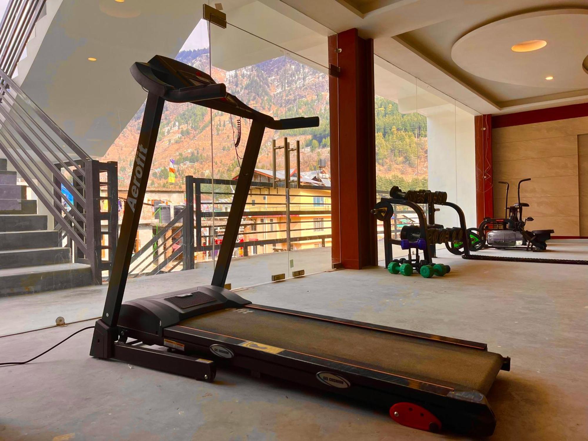 Vista Resort, Manali - ! Near Mall Road !! Hot & Cold Ac Rooms !! Best Selling !! Big Parking !! Luxury Collection !! Open Terrace !! Lift !! Playing Zone !! Property Of The Year ! Екстериор снимка