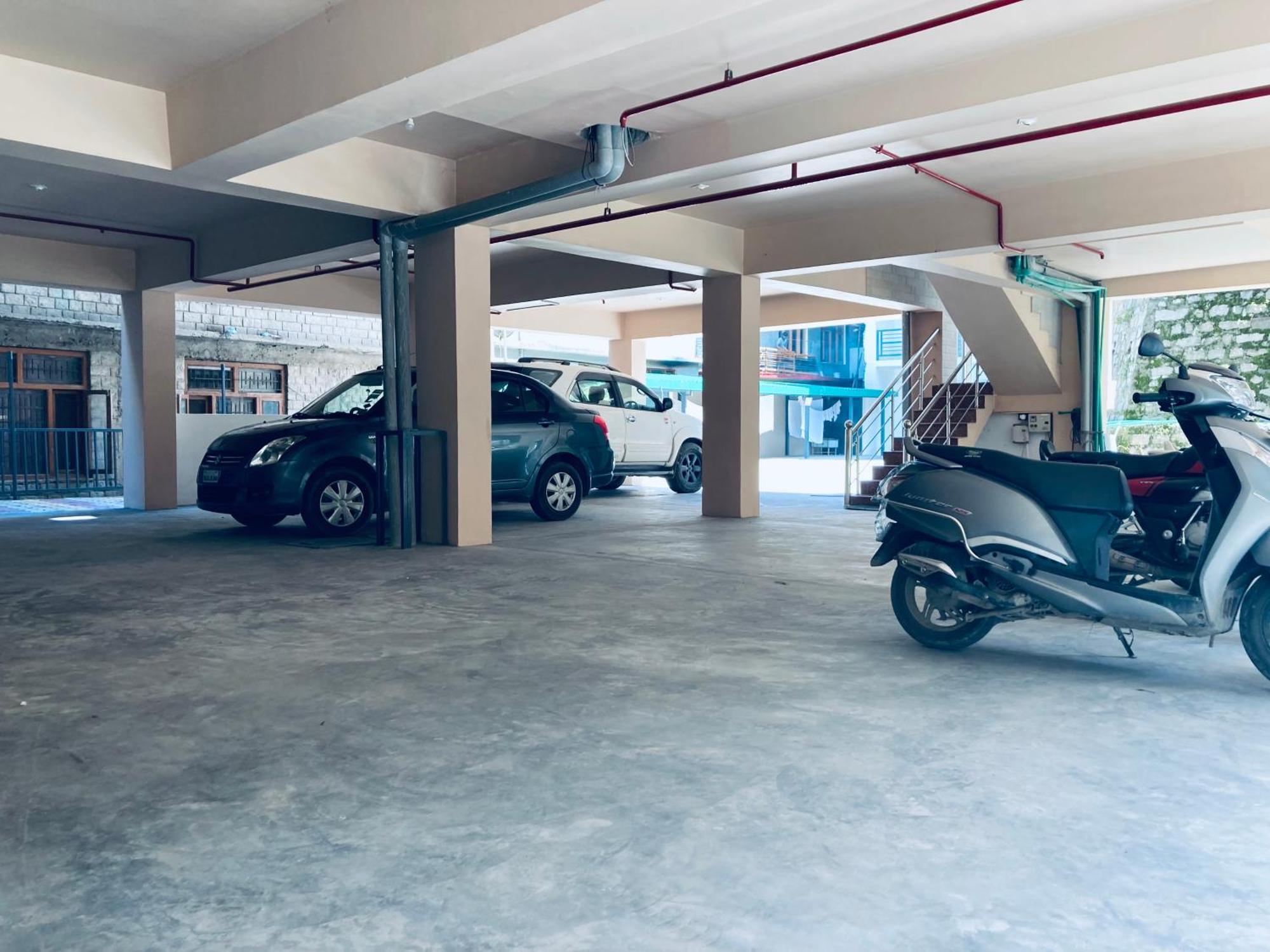 Vista Resort, Manali - ! Near Mall Road !! Hot & Cold Ac Rooms !! Best Selling !! Big Parking !! Luxury Collection !! Open Terrace !! Lift !! Playing Zone !! Property Of The Year ! Екстериор снимка