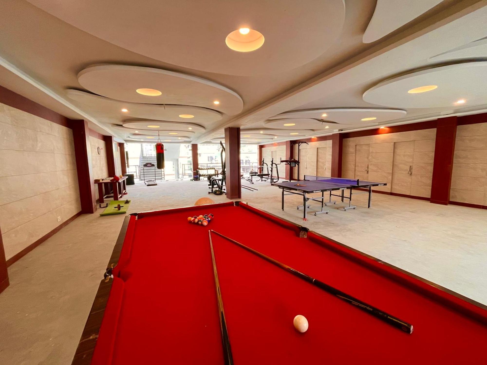 Vista Resort, Manali - ! Near Mall Road !! Hot & Cold Ac Rooms !! Best Selling !! Big Parking !! Luxury Collection !! Open Terrace !! Lift !! Playing Zone !! Property Of The Year ! Екстериор снимка